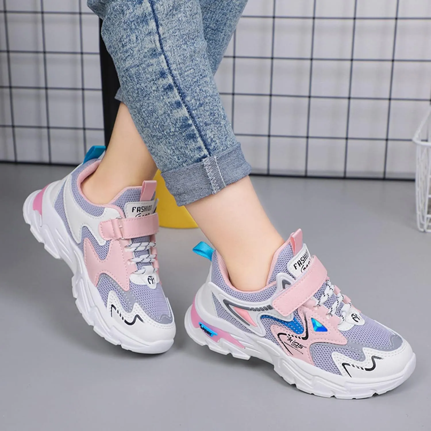 Boys Girls Sneakers, Kids Tennis Shoes for Walking/Running Lightweight Breathable Gym Shoes Outdoor Hiking Sports