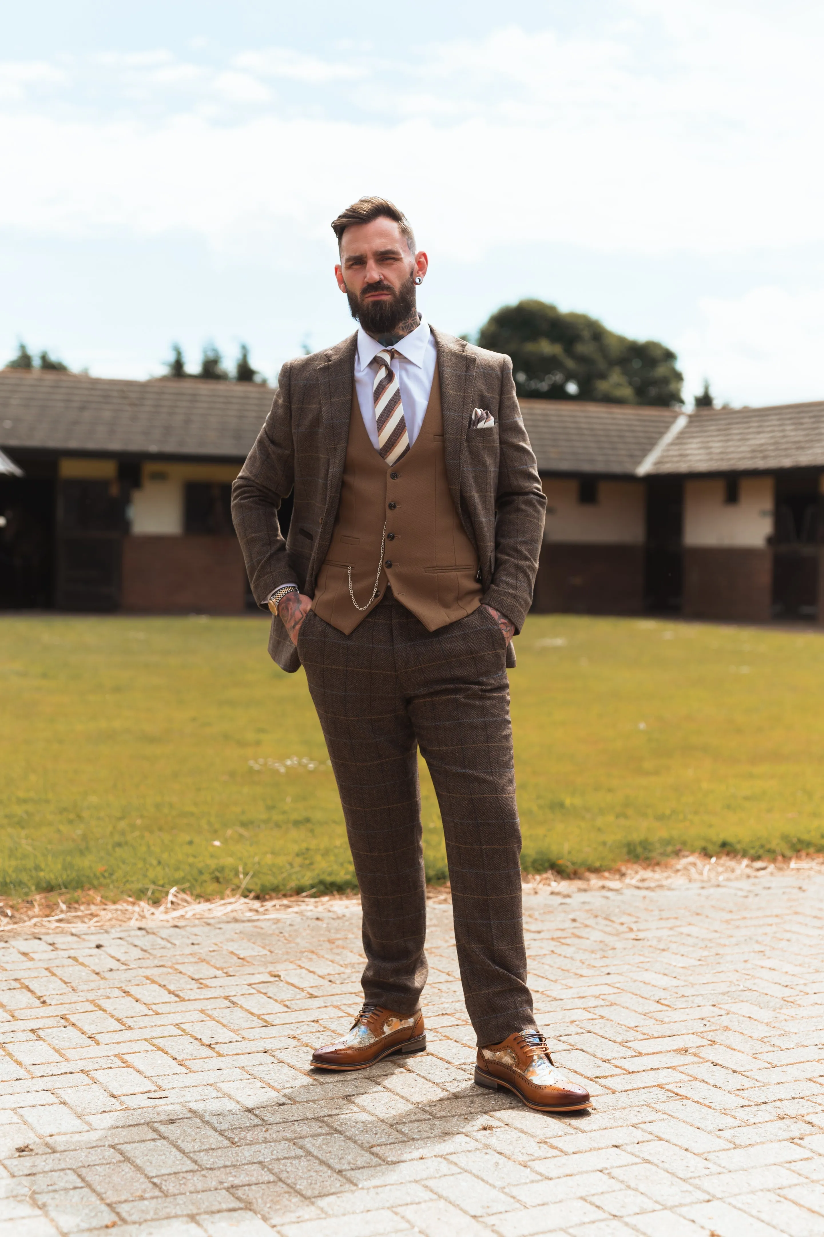 Brown Tweed Mix and Match Races Look