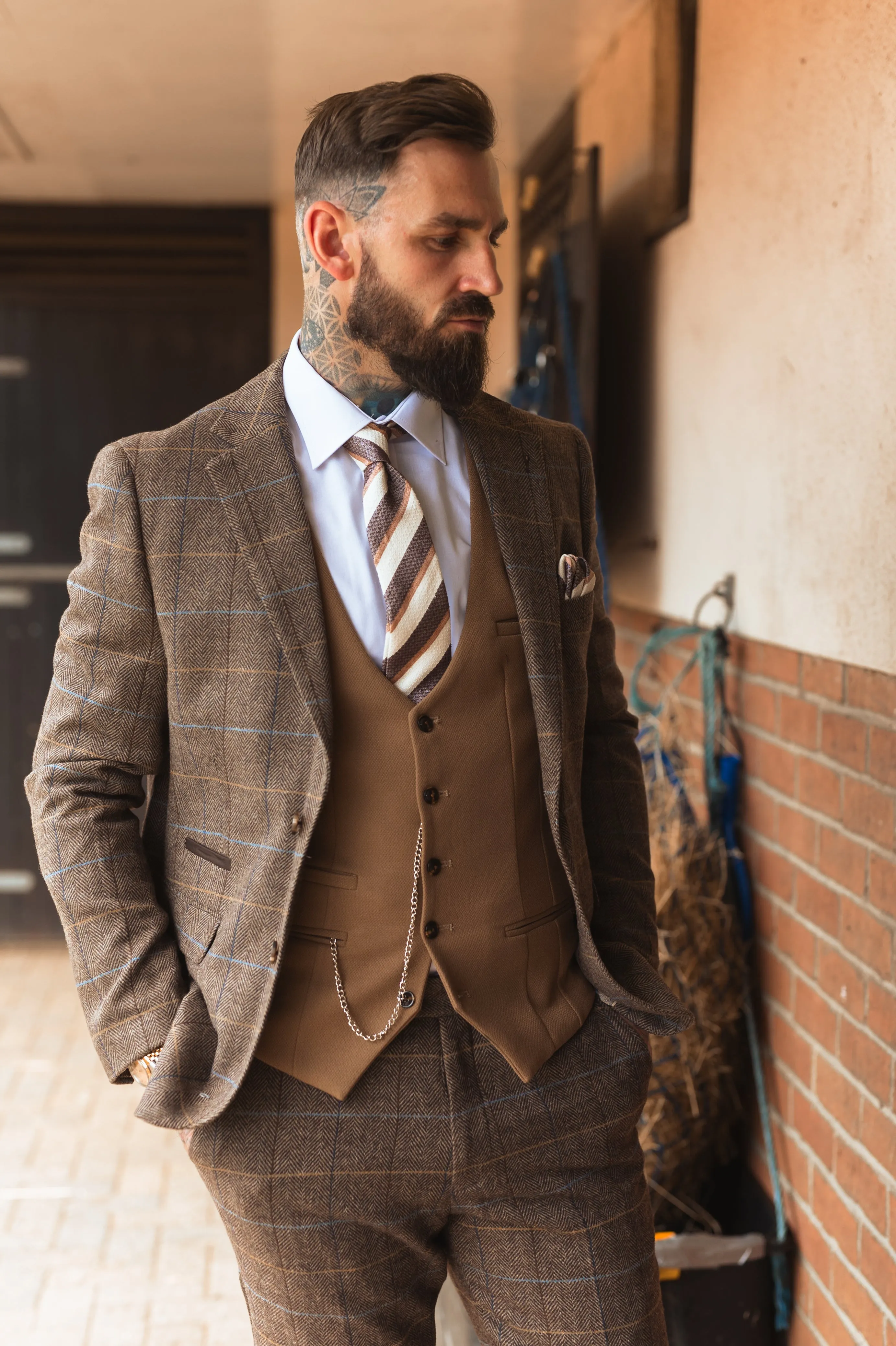 Brown Tweed Mix and Match Races Look