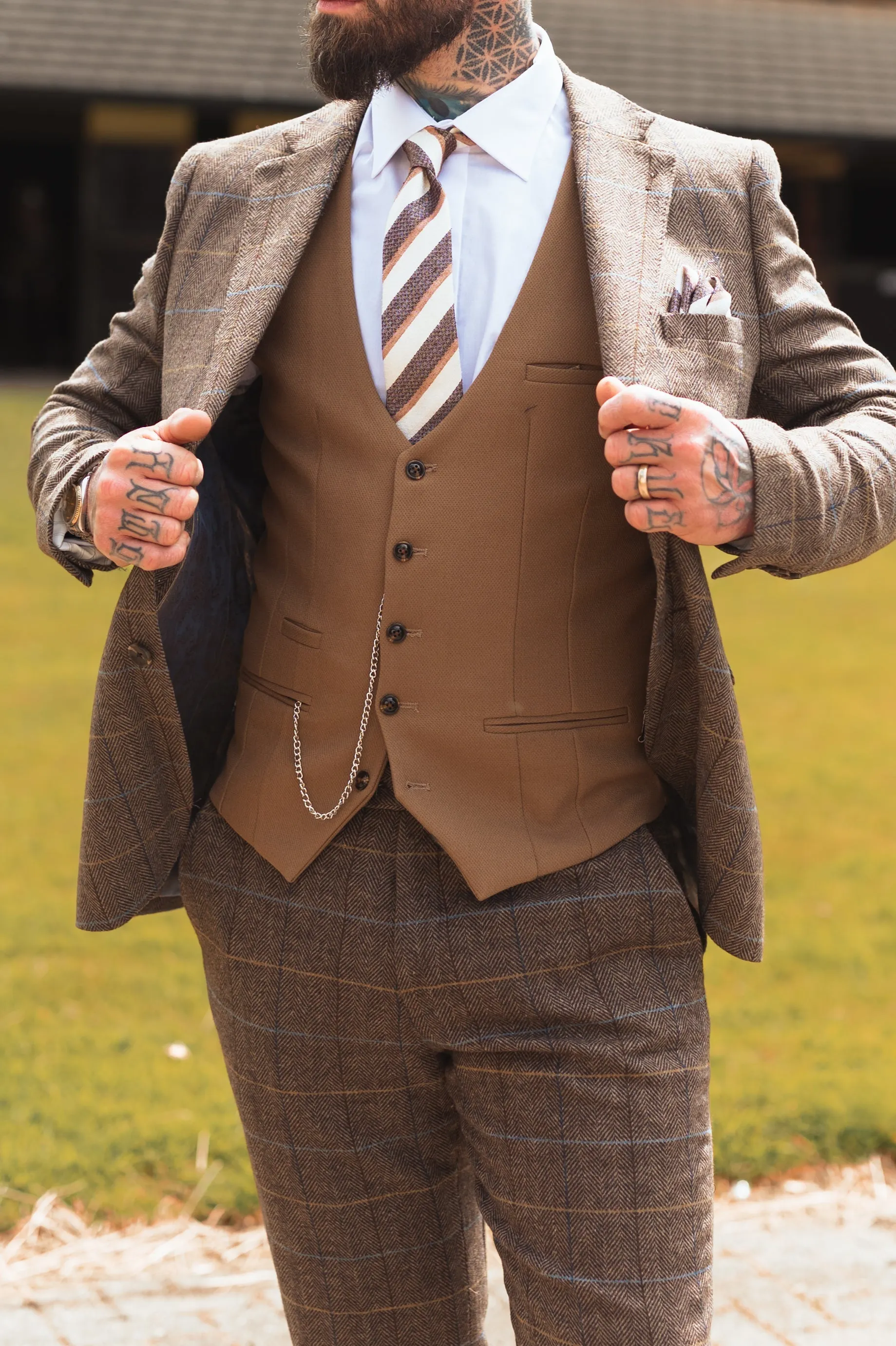 Brown Tweed Mix and Match Races Look