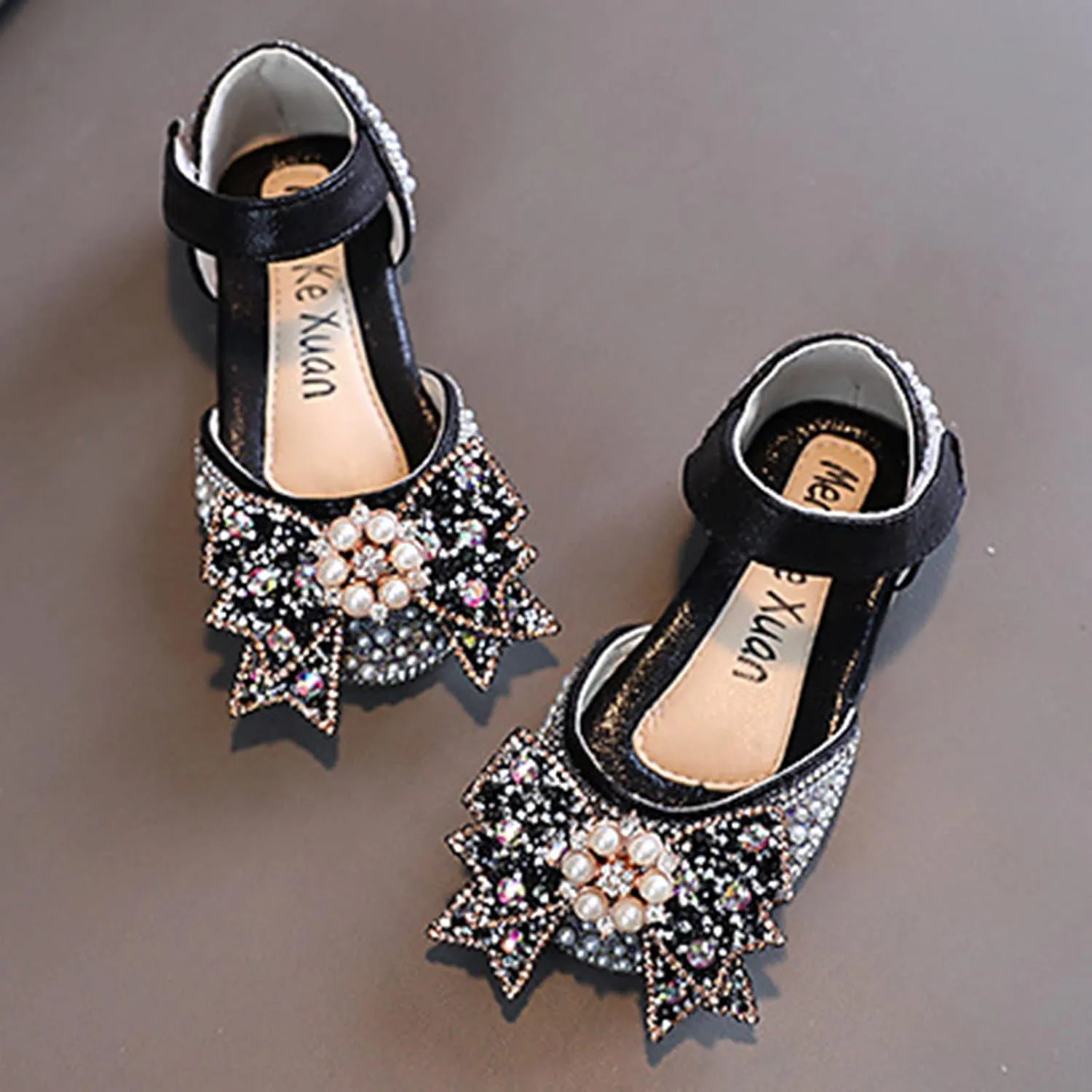 Fashion Spring and Summer Girls Sandals Dress Dance Performance Princess Shoes Pearl Rhinestone Big The Wild One Sandals (Black, 3-3.5 Years Toddler)