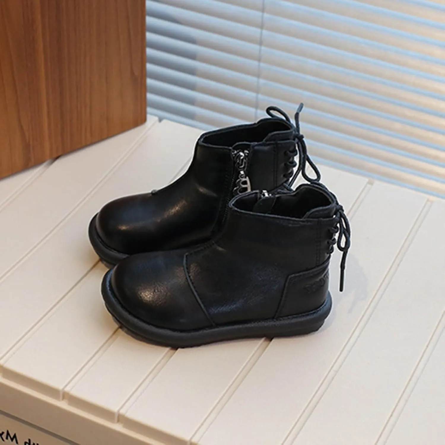 Girls Toddler High Top First Walking Shoes Lightweight Non-Slip Soft Soles Leather First Step Sneakers Ankle Boot