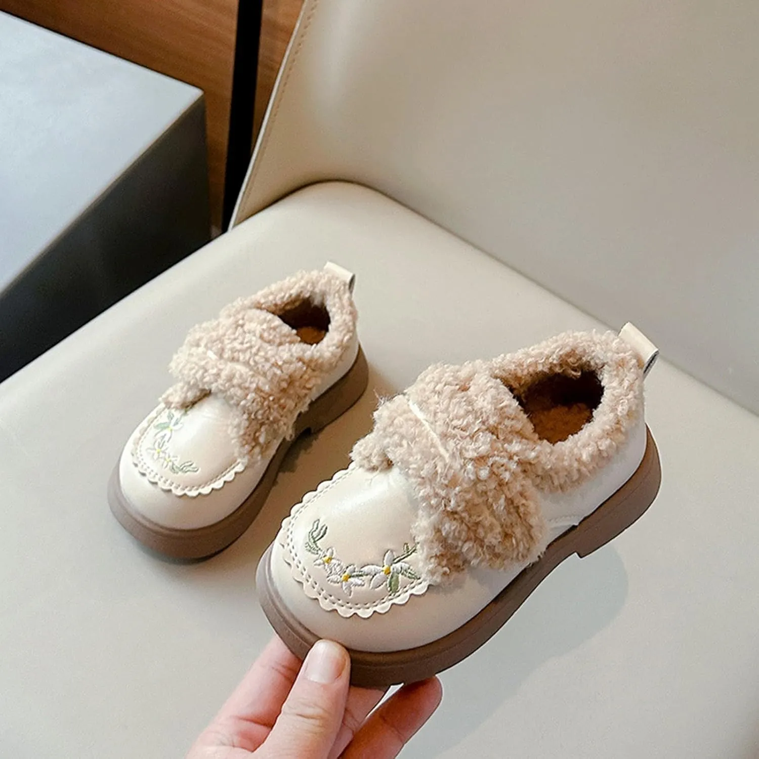 Kids Girls Flower Embroidery Fleece Plush Mary Jane Leather Shoes Chinese Ethnic Fashion Winter Toddler Girls Booties