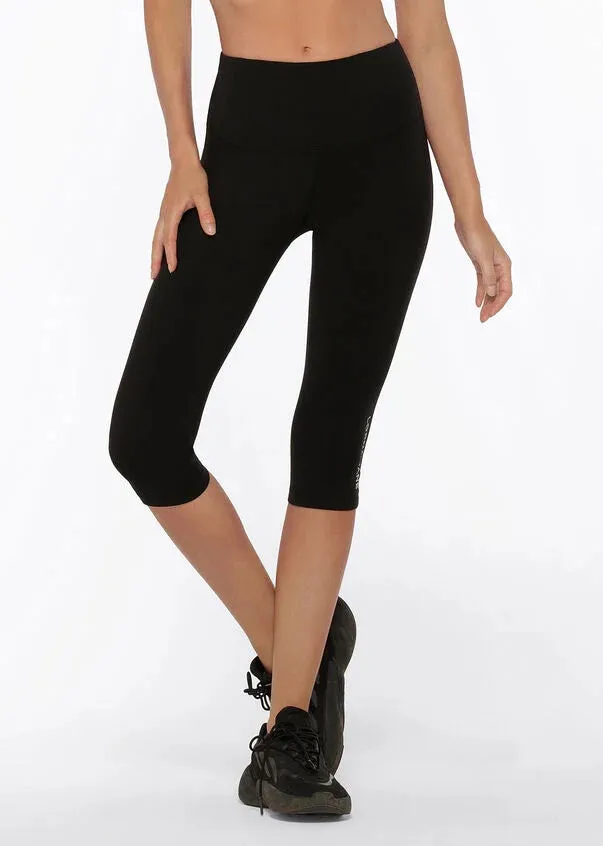Lorna Jane Activewear | Lotus No Chafe 3/4 Leggings | Black
