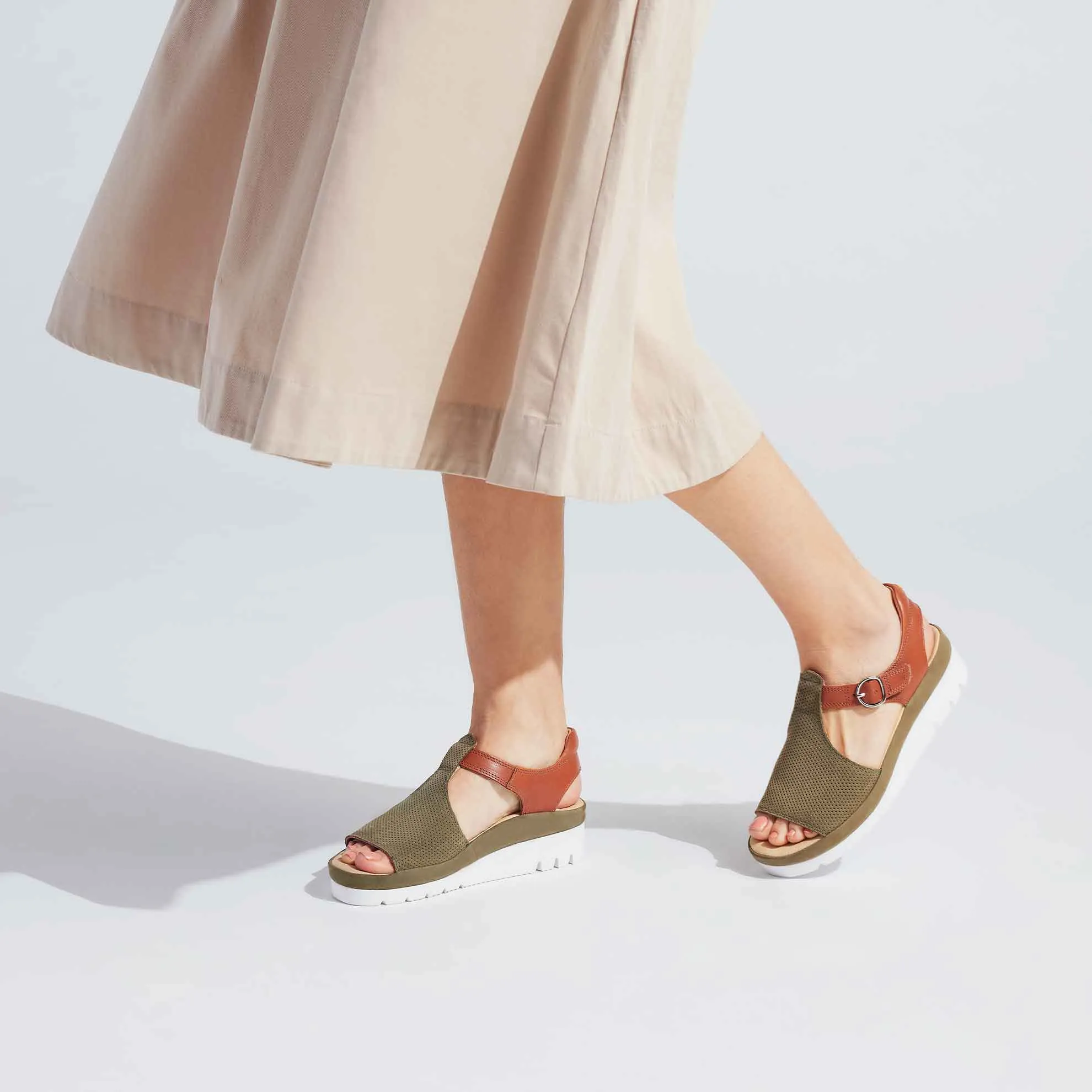 Portola T-Strap