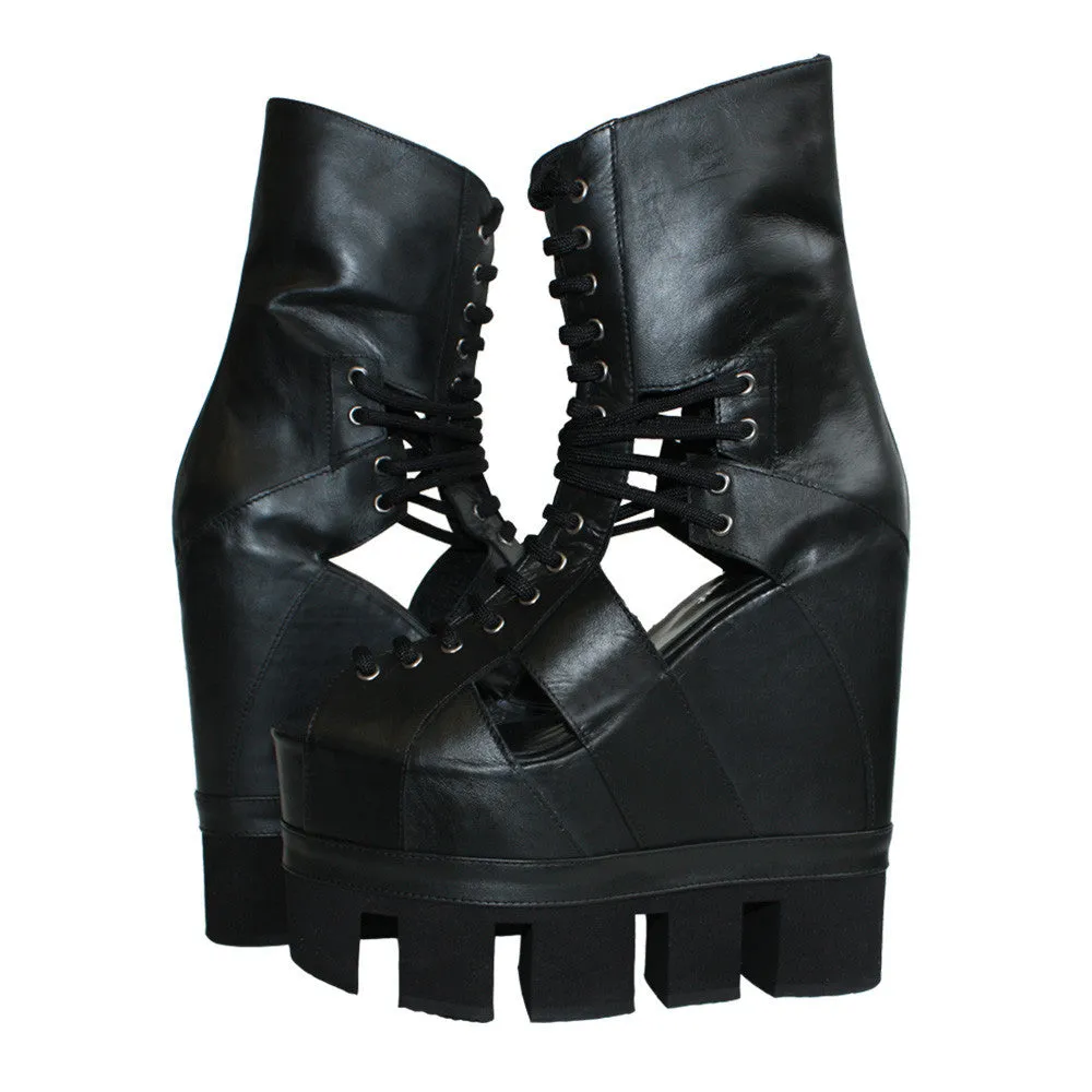 Sport Lace-Up Wedge - Black